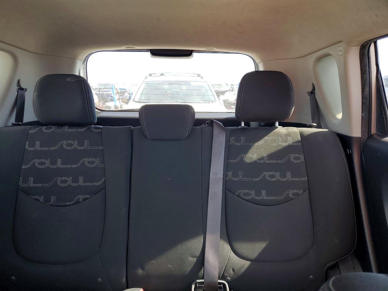 2012 Kia Soul + Silver vin: KNDJT2A63C7435116