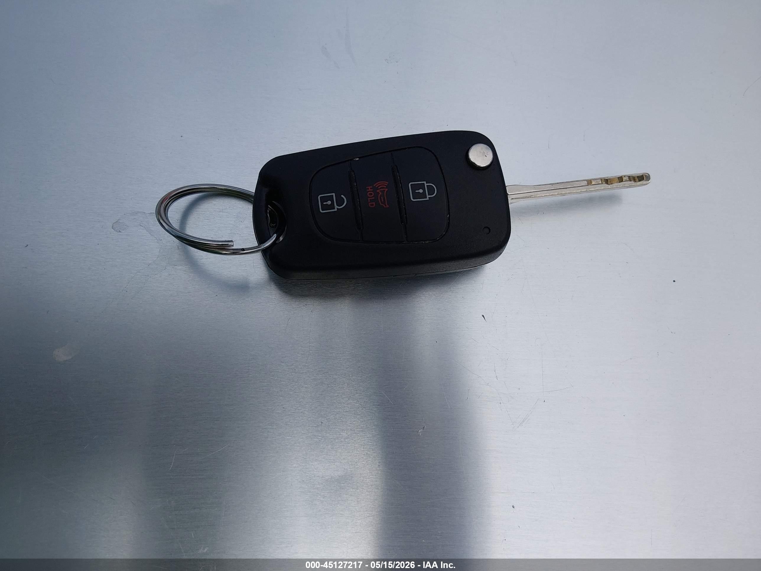 2012 Kia Soul + Silver vin: KNDJT2A63C7435147