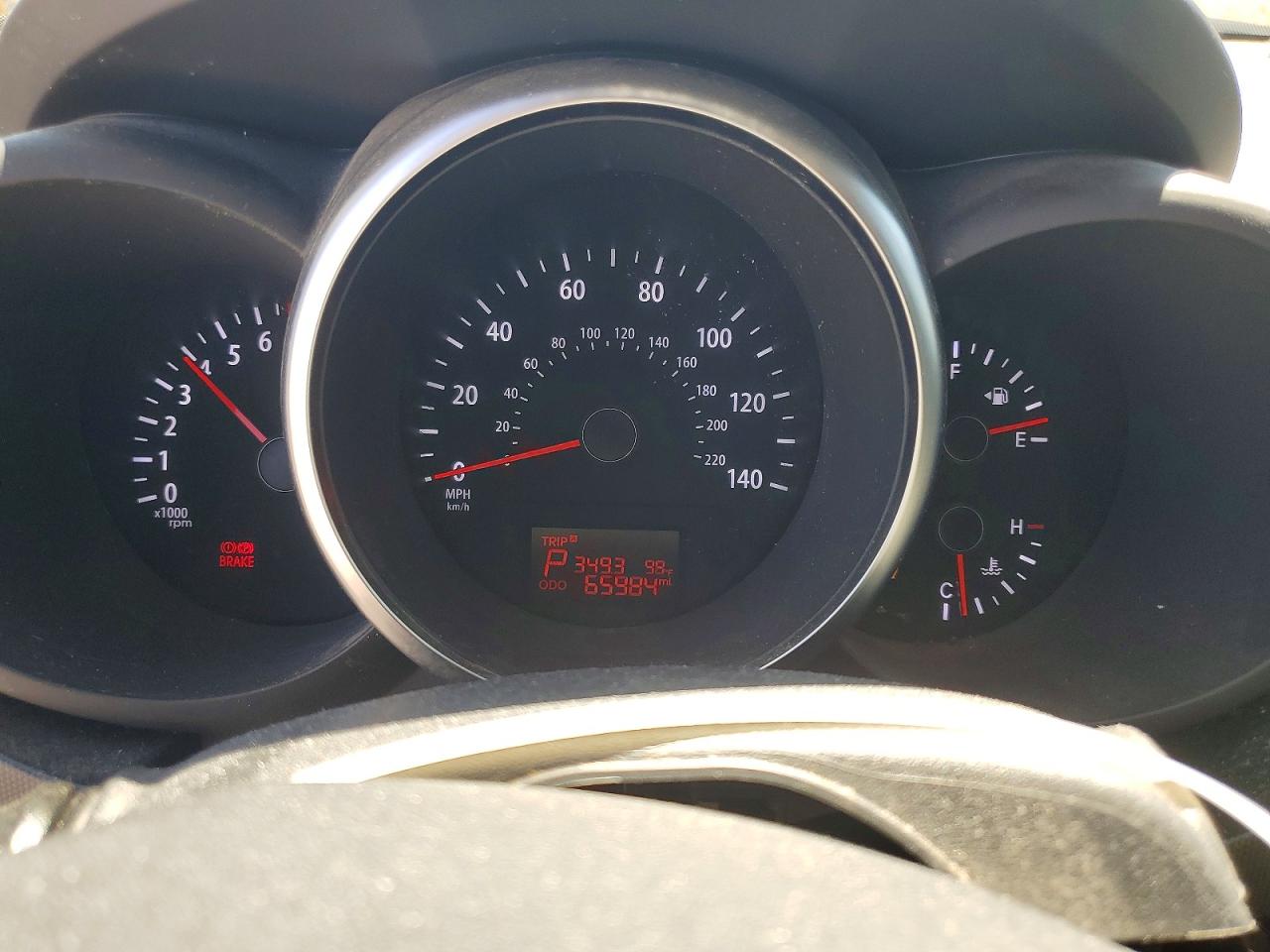 2013 Kia Soul + Black vin: KNDJT2A63D7495592