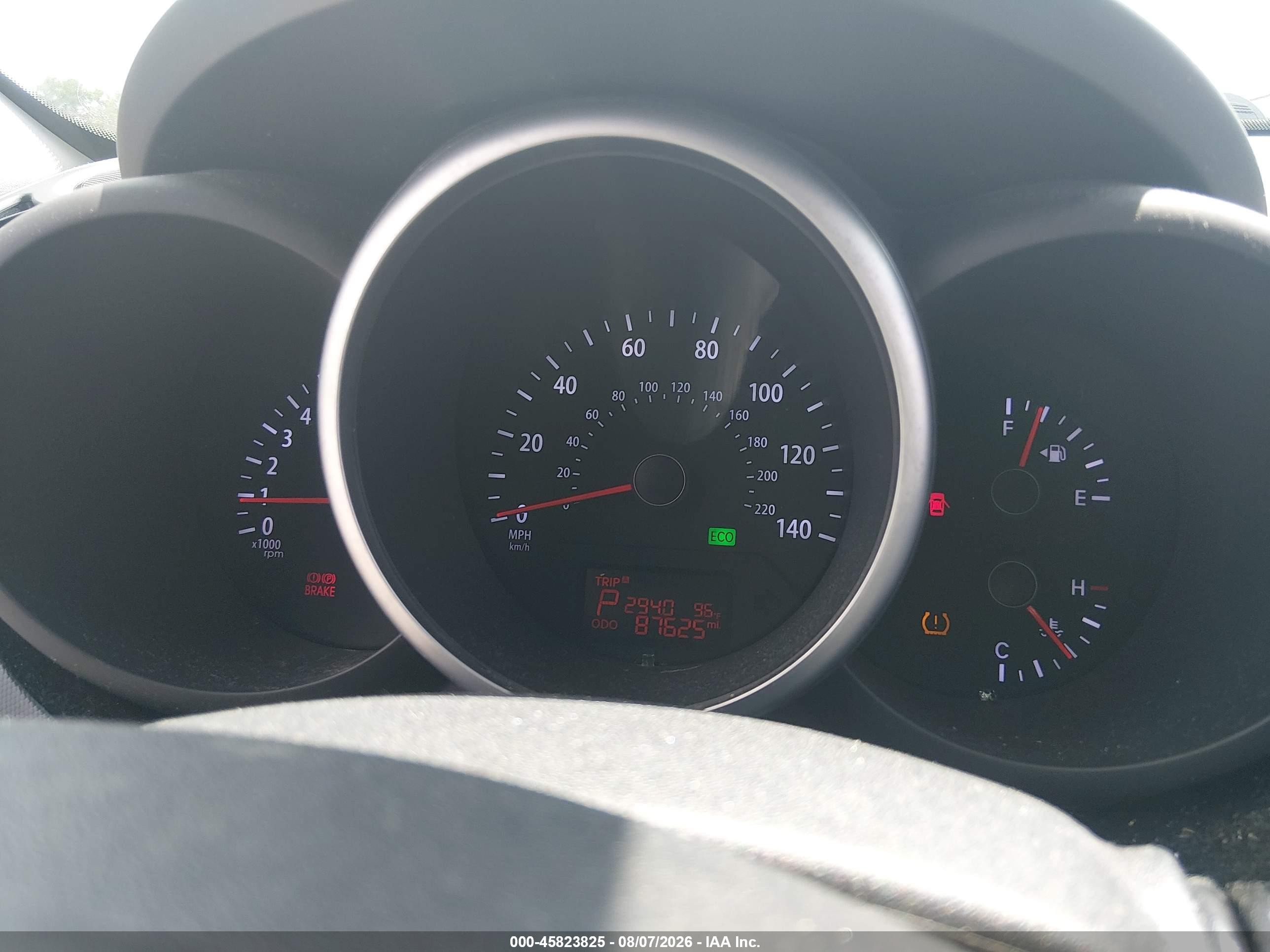 2013 Kia Soul + Beige vin: KNDJT2A63D7499321