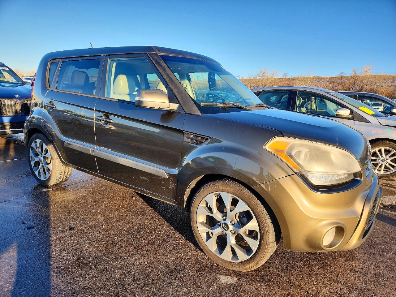 2013 Kia Soul ! Brown vin: KNDJT2A63D7520832