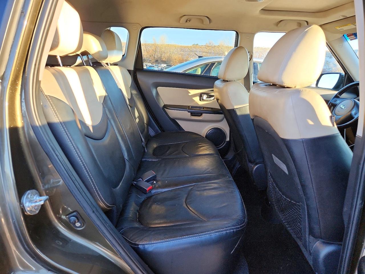 2013 Kia Soul ! Brown vin: KNDJT2A63D7520832