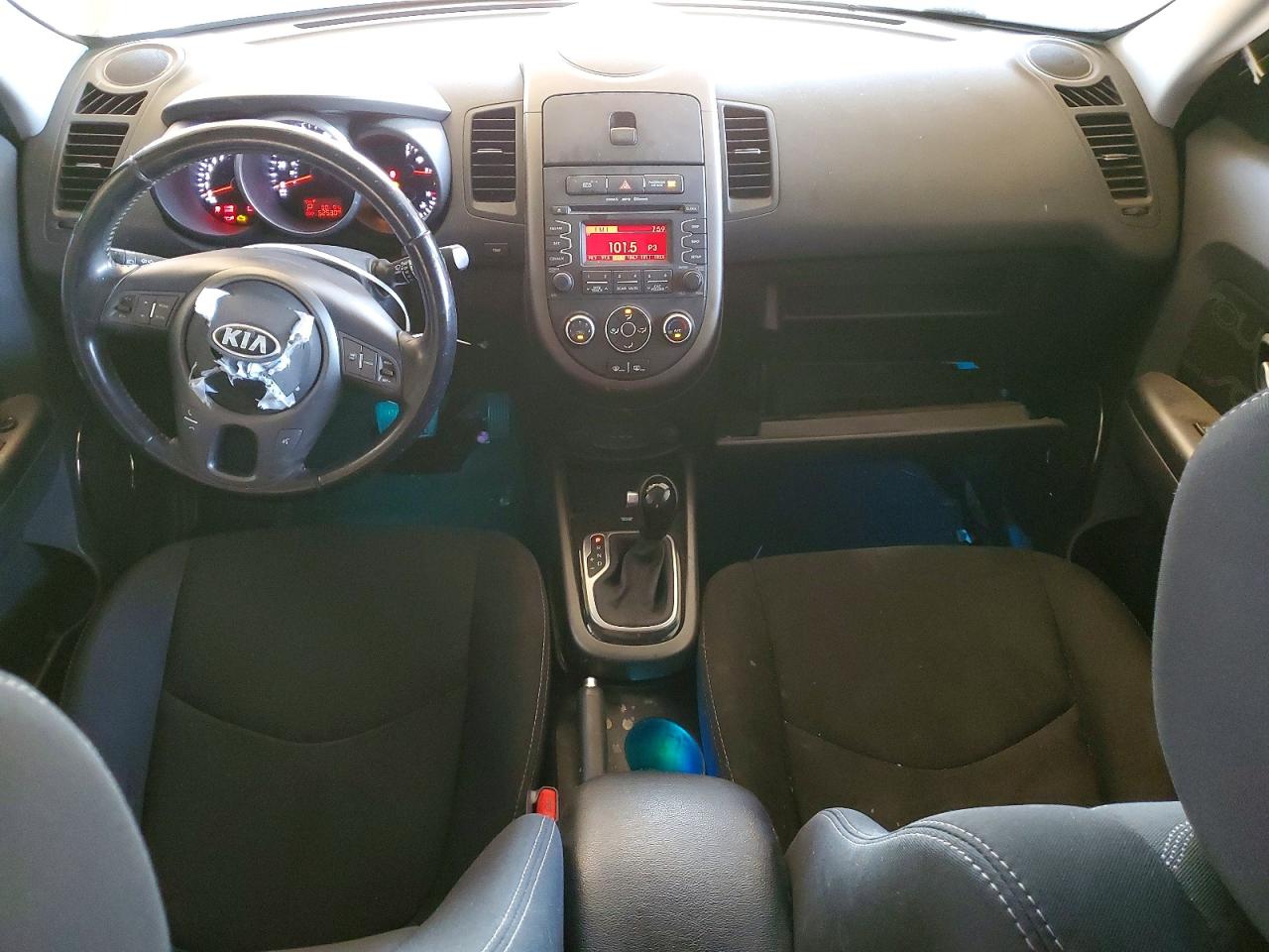 2013 Kia Soul + Green vin: KNDJT2A63D7528848