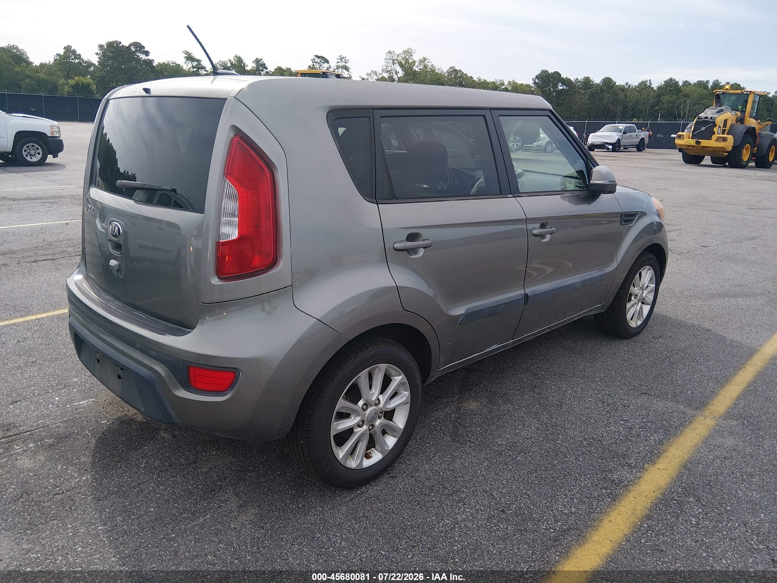 2013 Kia Soul + Gray vin: KNDJT2A63D7538134