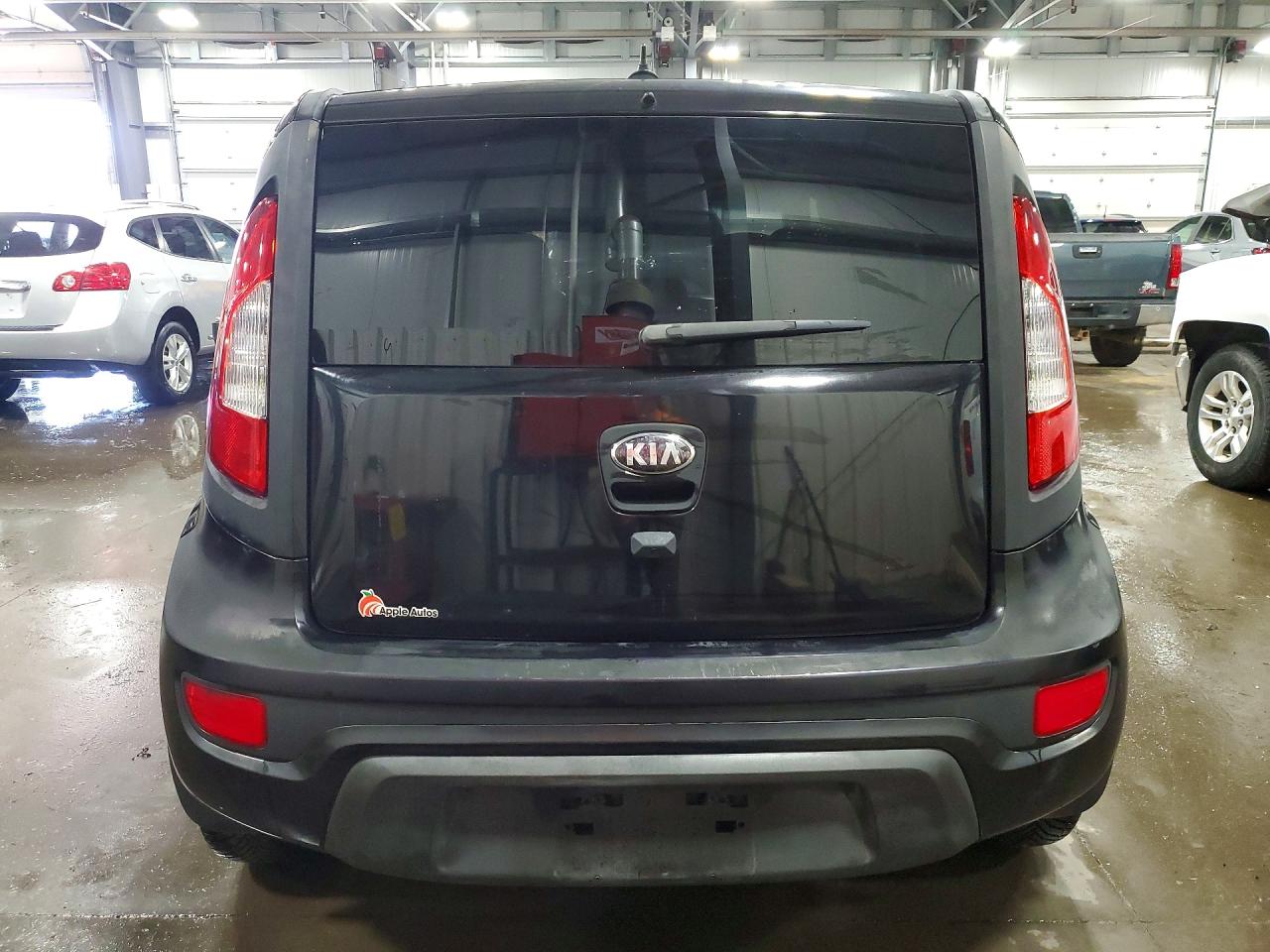 2013 Kia Soul + Black vin: KNDJT2A63D7538358