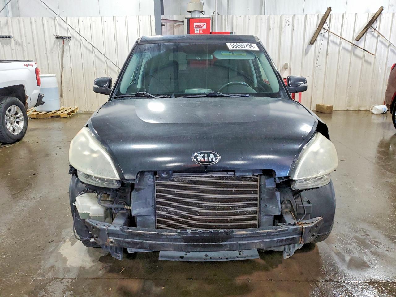 2013 Kia Soul + Black vin: KNDJT2A63D7538358