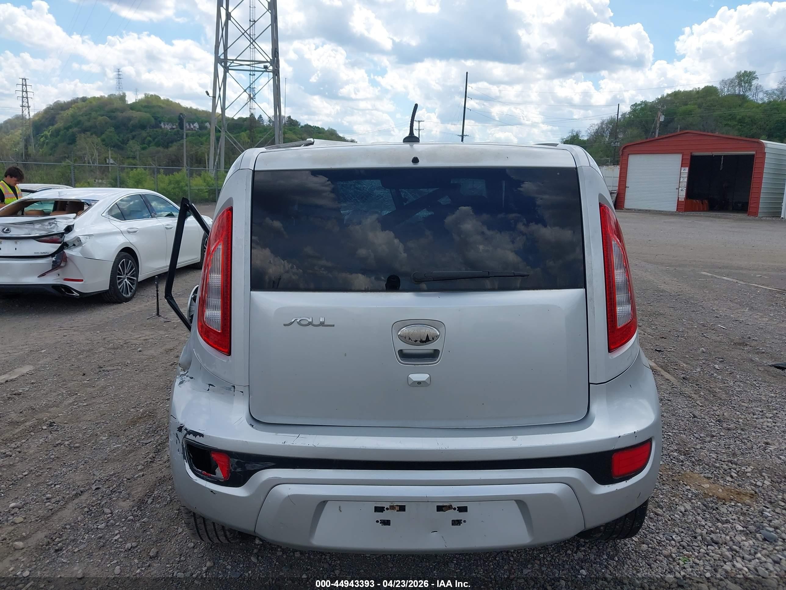 2013 Kia Soul ! Silver vin: KNDJT2A63D7563390