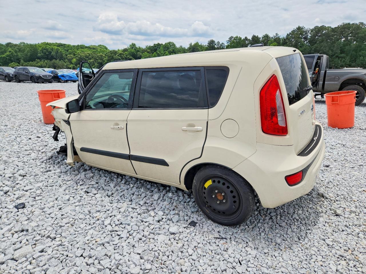 2013 Kia Soul ! Beige vin: KNDJT2A63D7573451