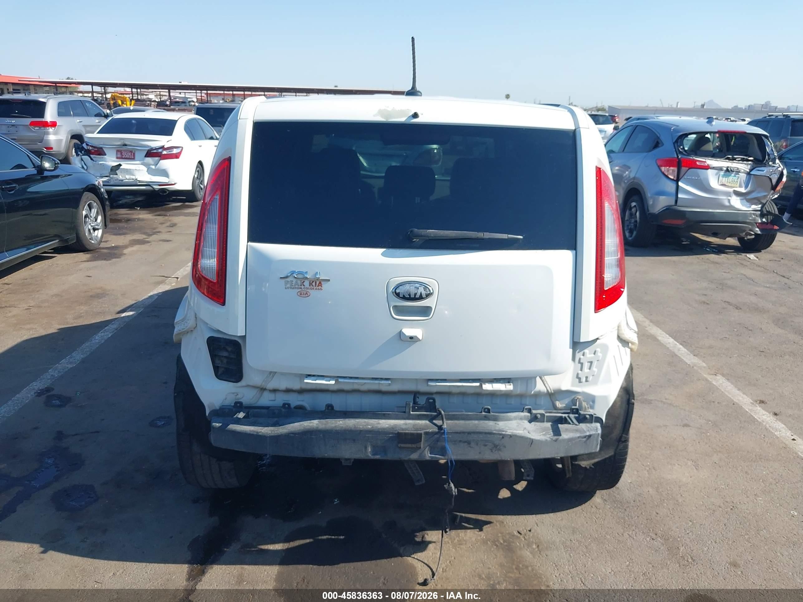 2013 Kia Soul ! White vin: KNDJT2A63D7590041