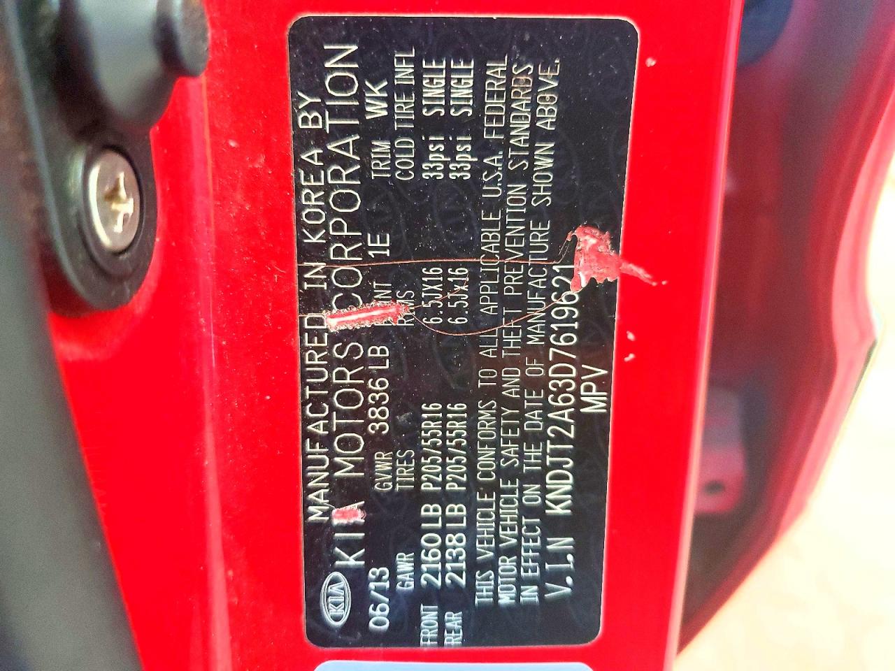 2013 Kia Soul + Red vin: KNDJT2A63D7619621