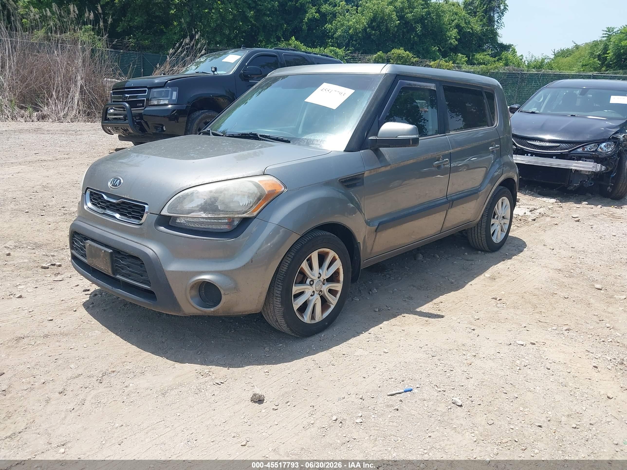 2012 Kia Soul + Gray vin: KNDJT2A64C7367988