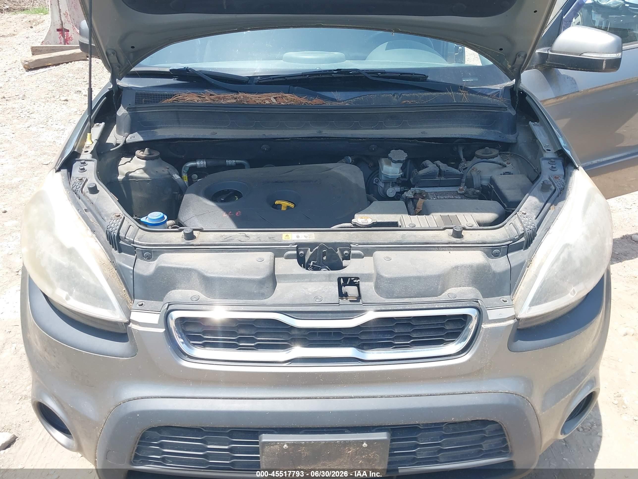 2012 Kia Soul + Gray vin: KNDJT2A64C7367988