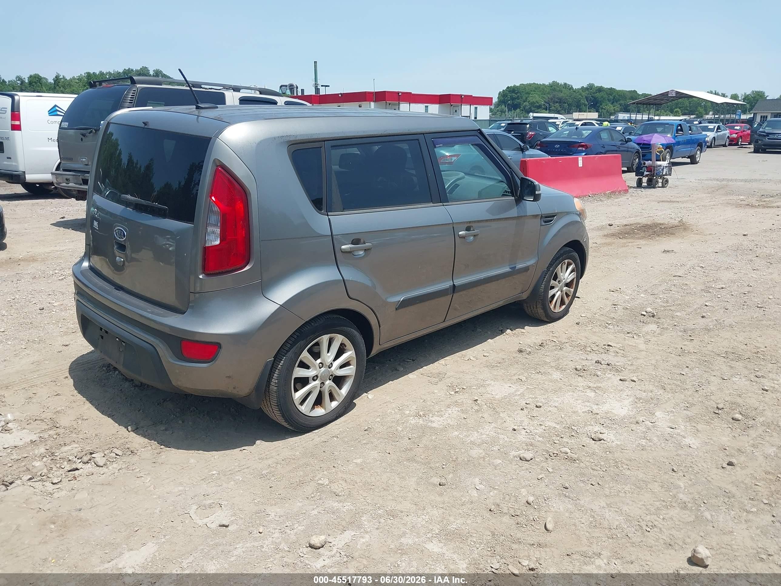 2012 Kia Soul + Gray vin: KNDJT2A64C7367988
