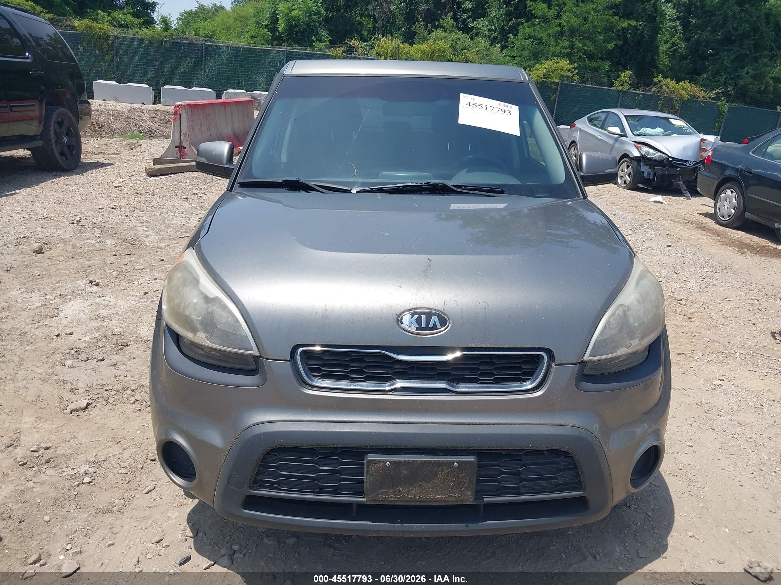 2012 Kia Soul + Gray vin: KNDJT2A64C7367988