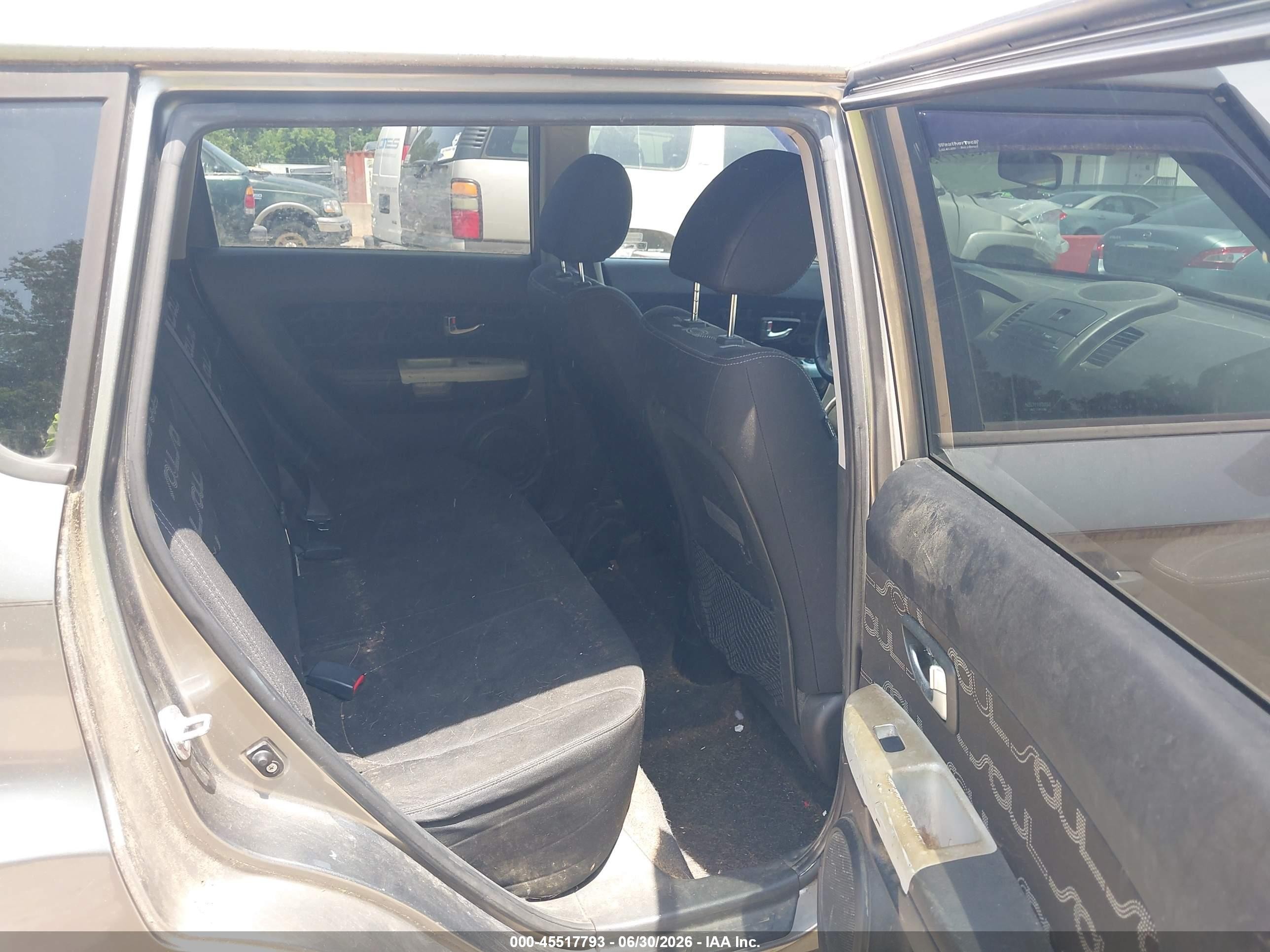 2012 Kia Soul + Gray vin: KNDJT2A64C7367988