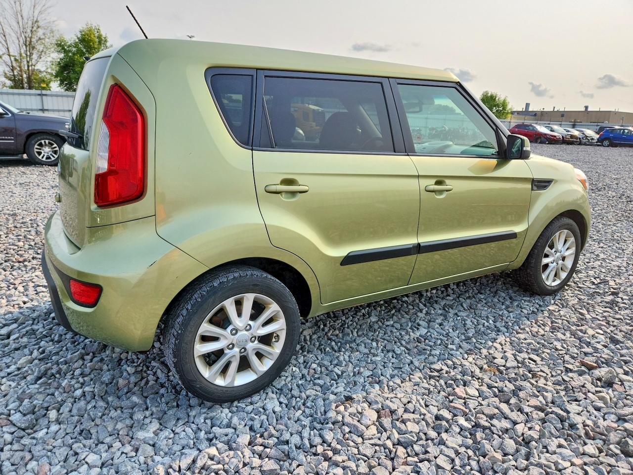 2012 Kia Soul + Зеленый vin: KNDJT2A64C7369997