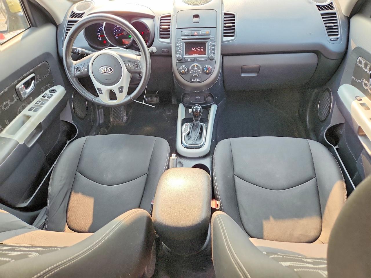 2012 Kia Soul + Зеленый vin: KNDJT2A64C7369997