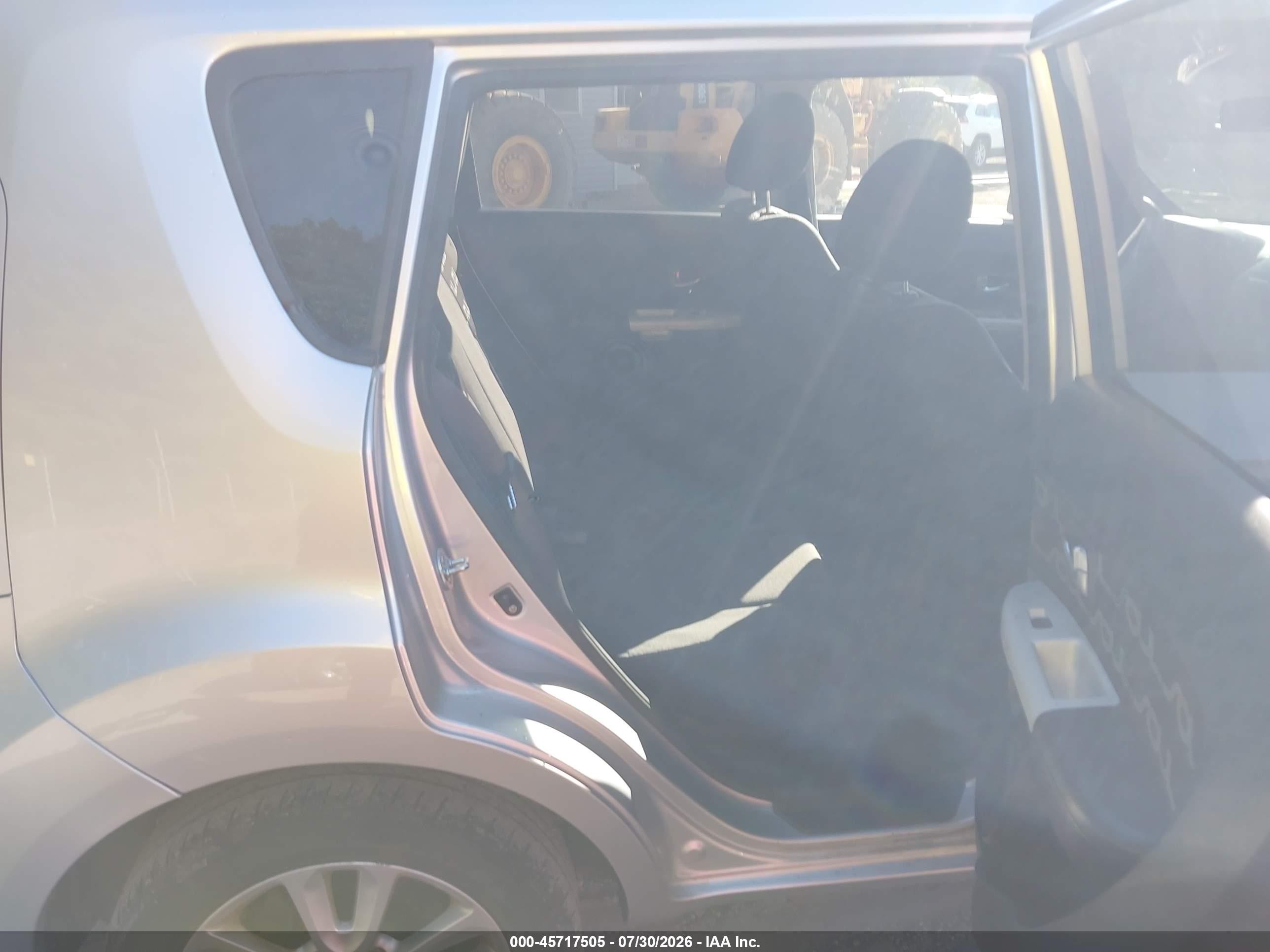 2012 Kia Soul + Silver vin: KNDJT2A64C7379882