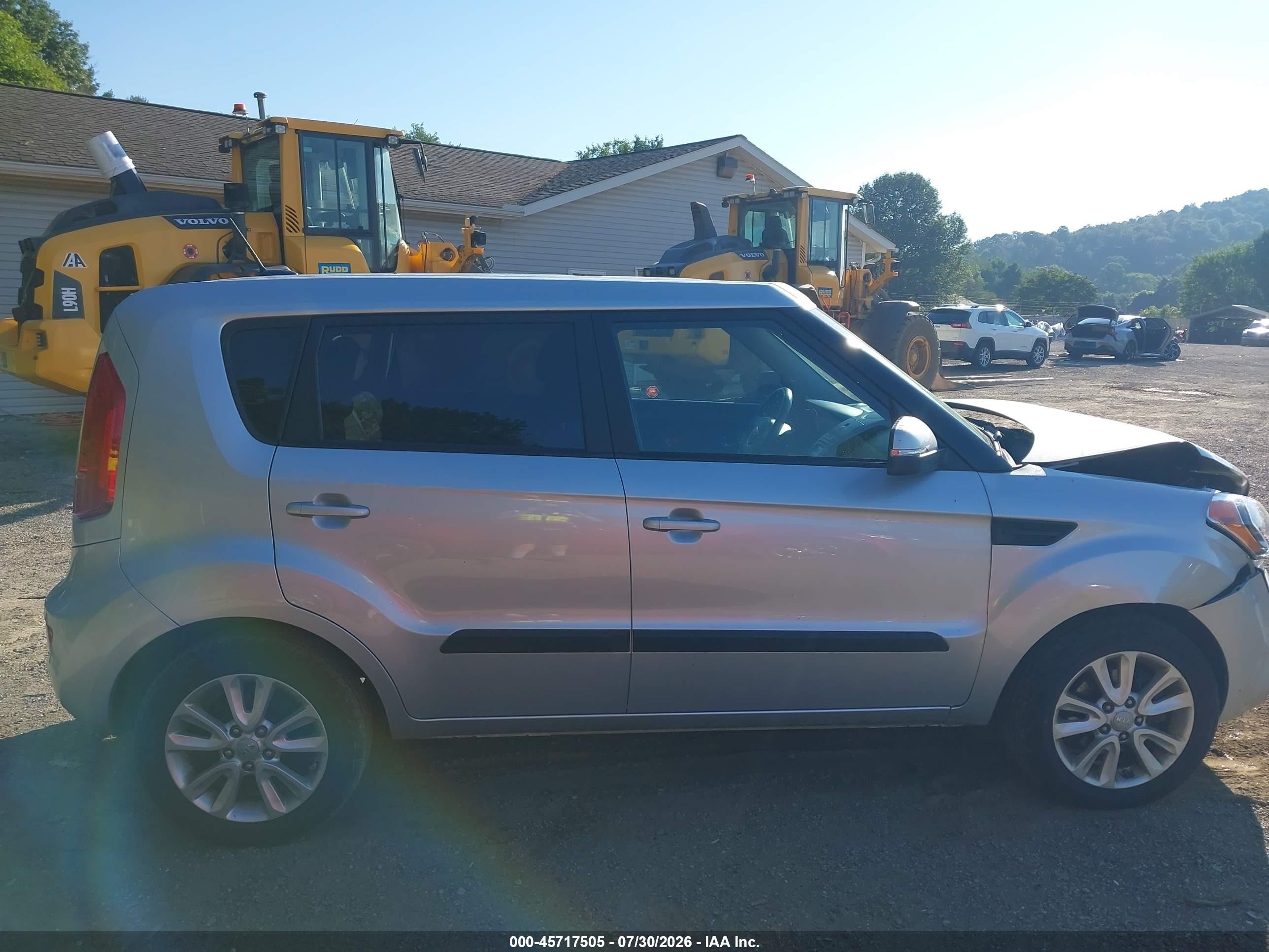 2012 Kia Soul + Silver vin: KNDJT2A64C7379882