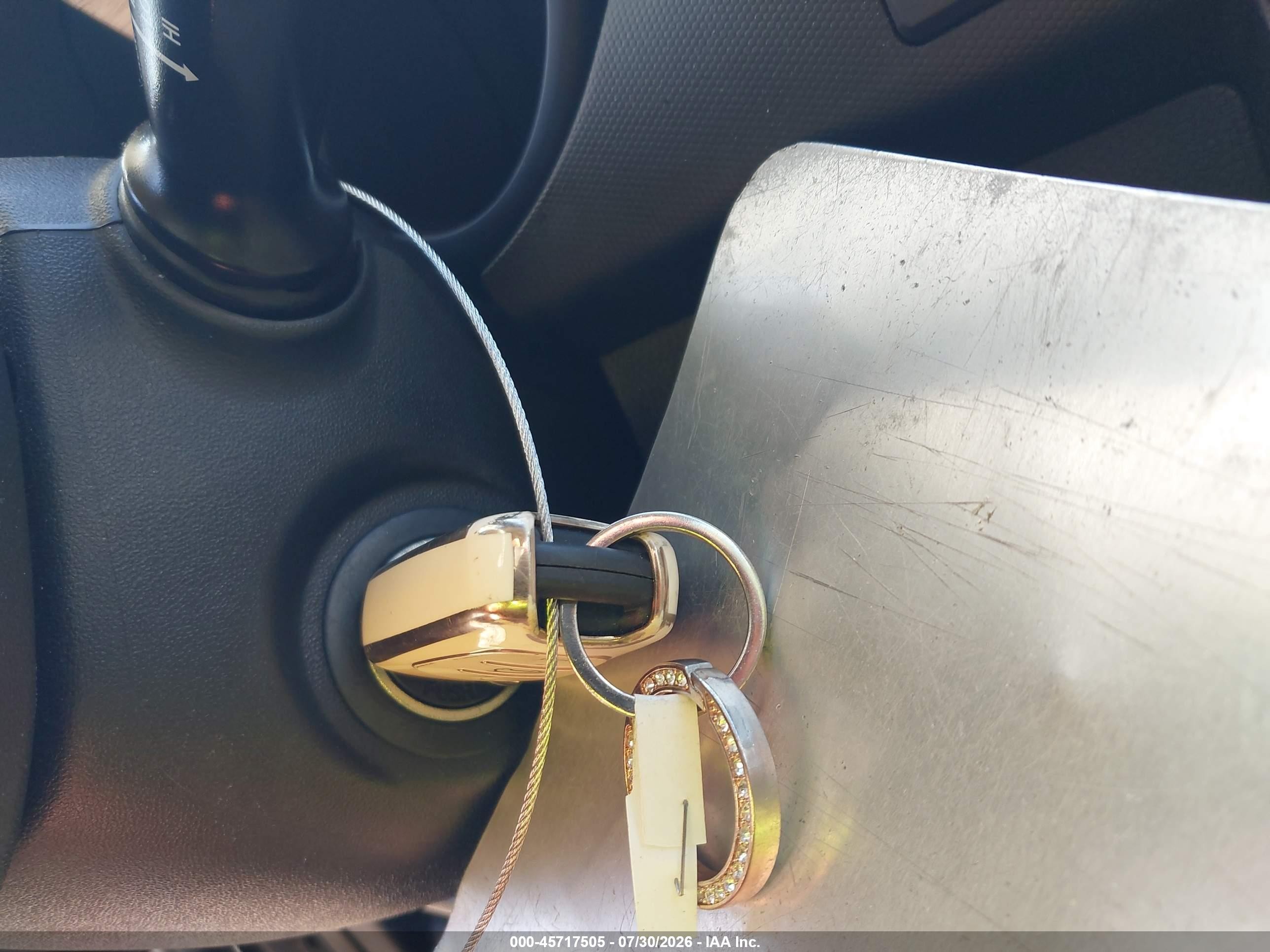 2012 Kia Soul + Silver vin: KNDJT2A64C7379882
