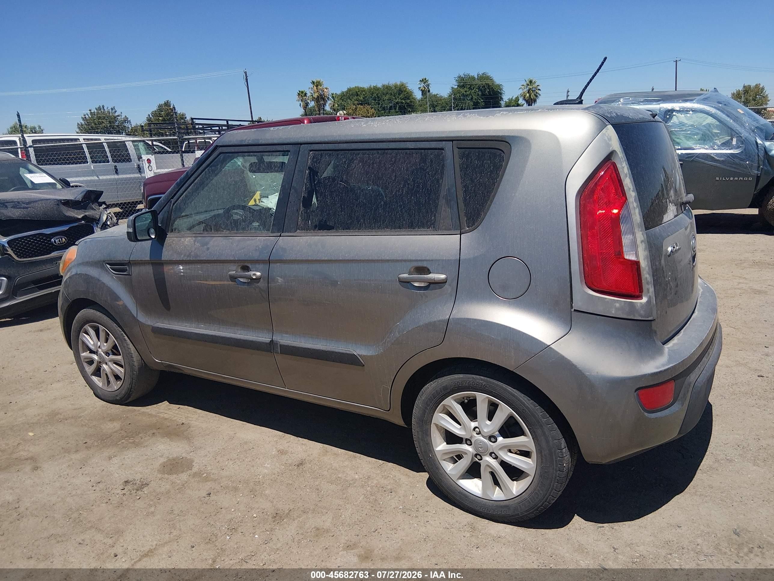 2012 Kia Soul + Silver vin: KNDJT2A64C7434914