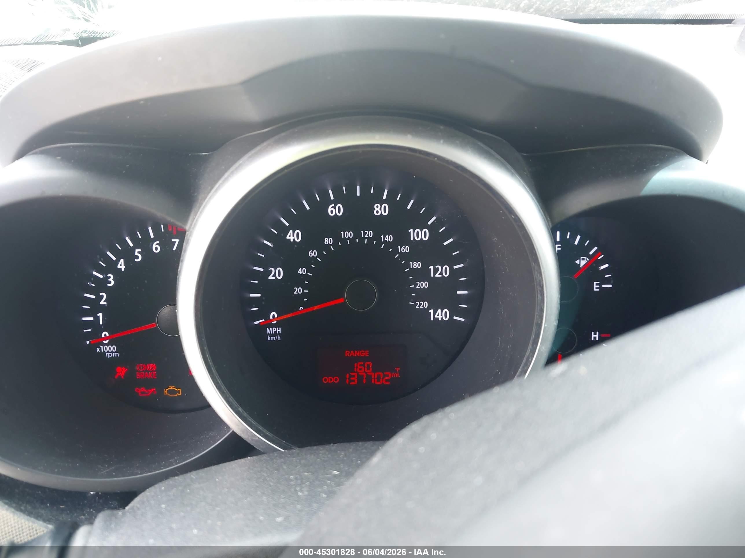 2012 Kia Soul +/!/sport White vin: KNDJT2A64C7446934