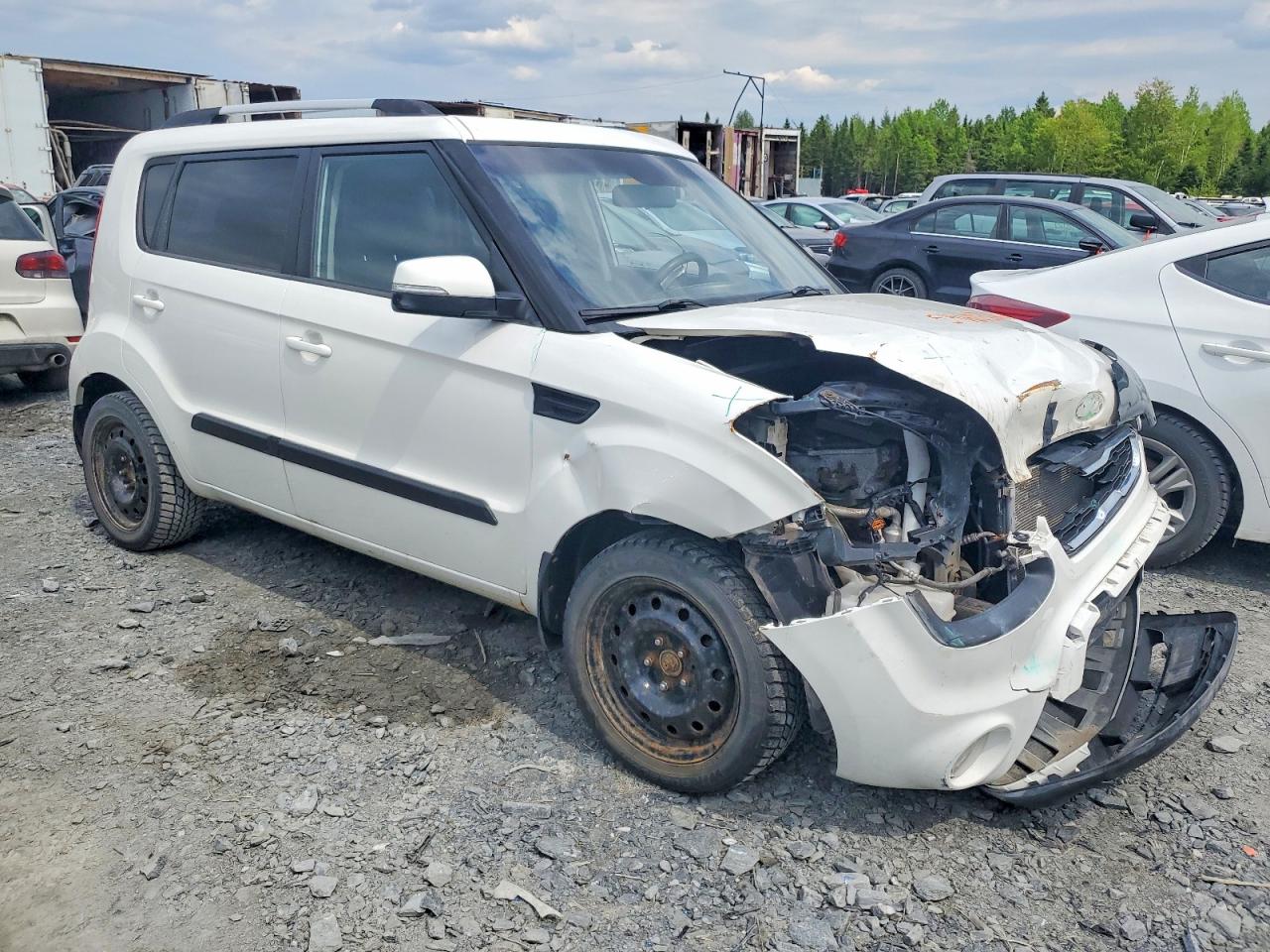 2012 Kia Soul + White vin: KNDJT2A64C7454600