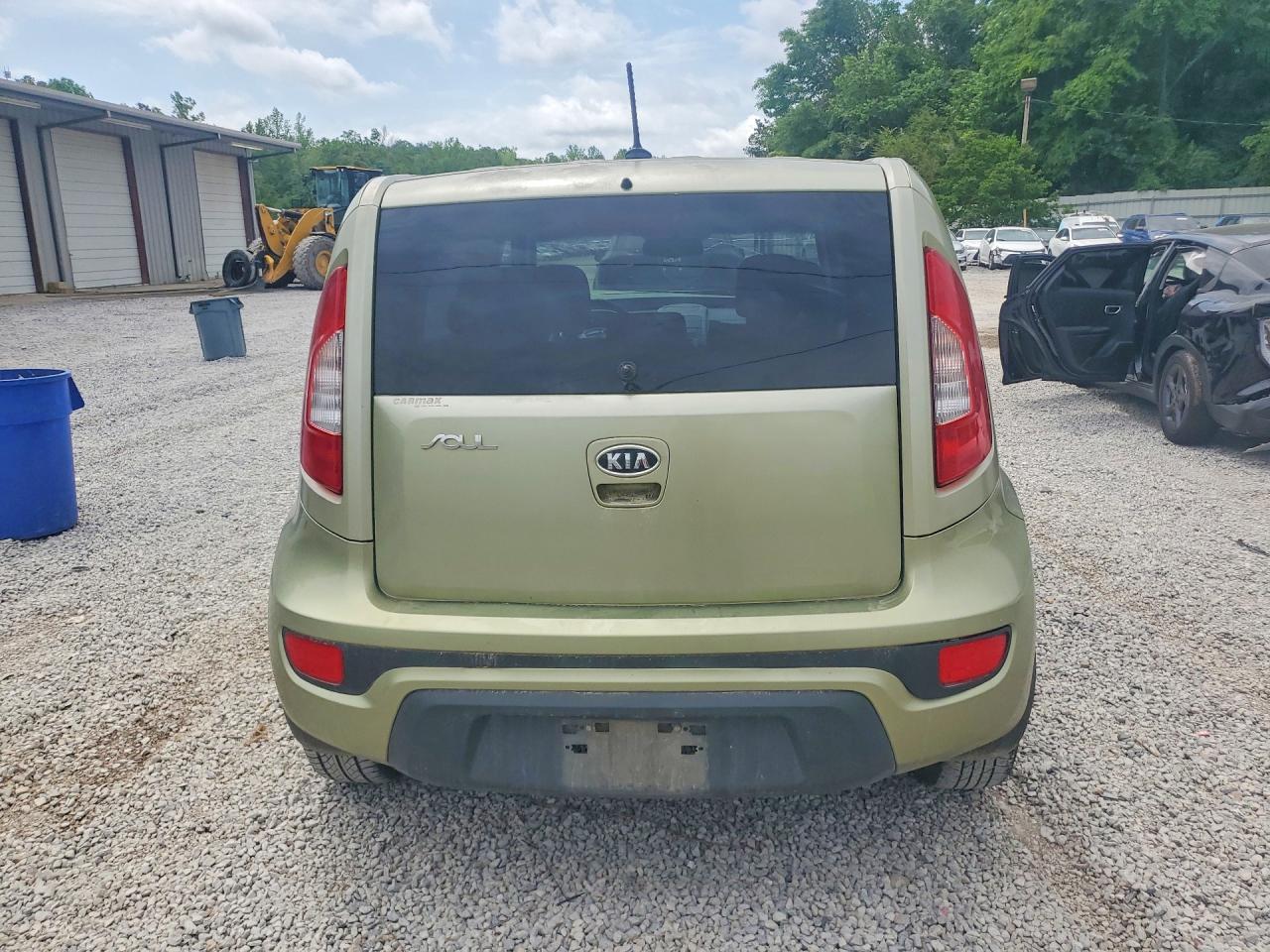 2012 Kia Soul + Green vin: KNDJT2A64C7459926