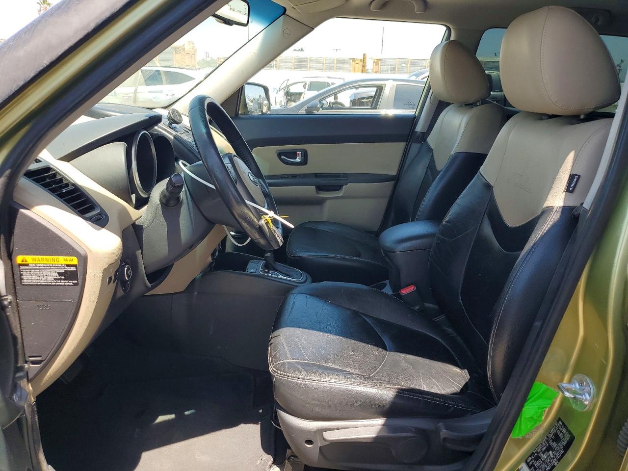 2012 Kia Soul ! Green vin: KNDJT2A64C7472482