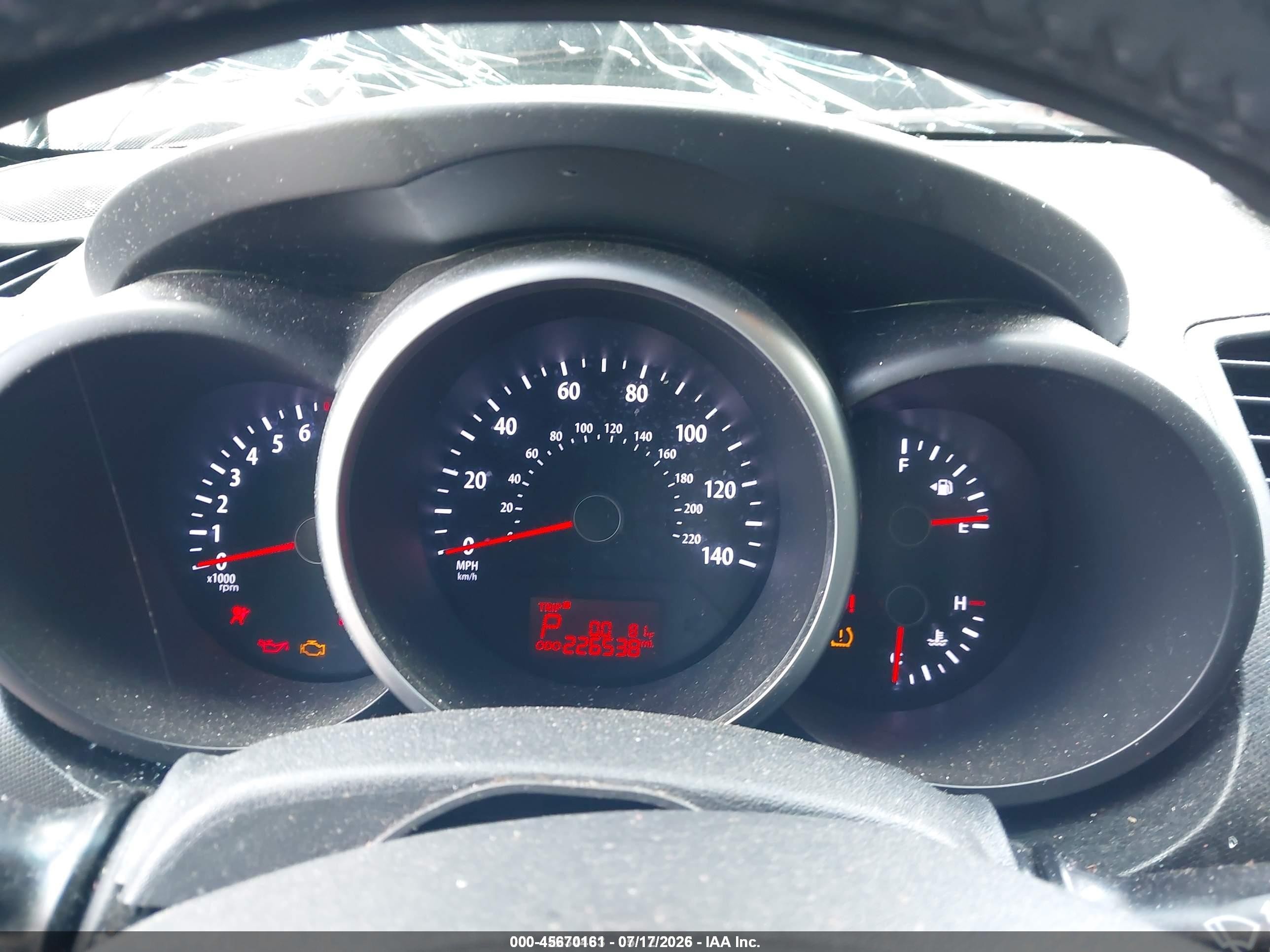 2012 Kia Soul + Black vin: KNDJT2A64C7748434