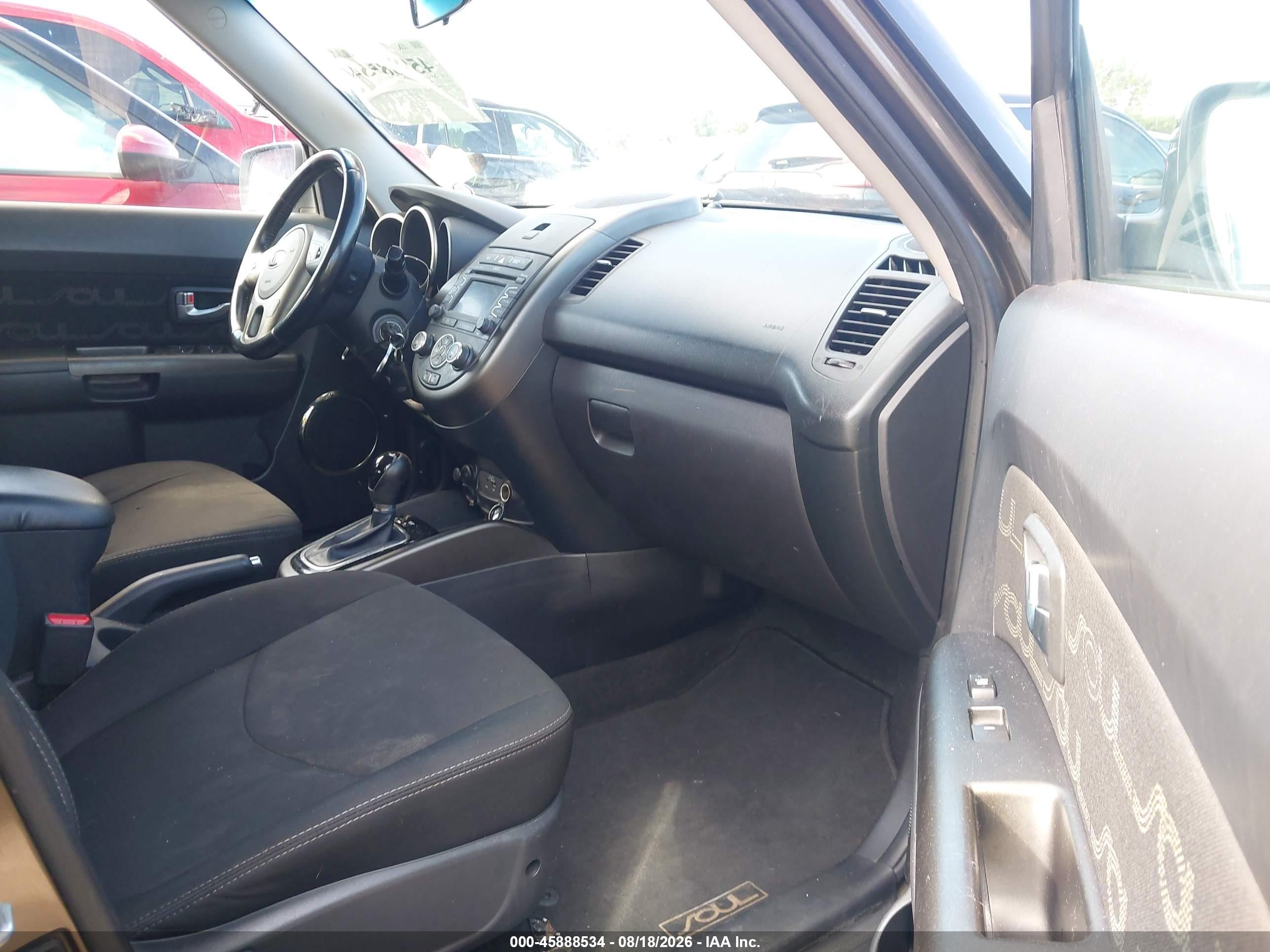 2013 Kia Soul + Коричневый vin: KNDJT2A64D7484410