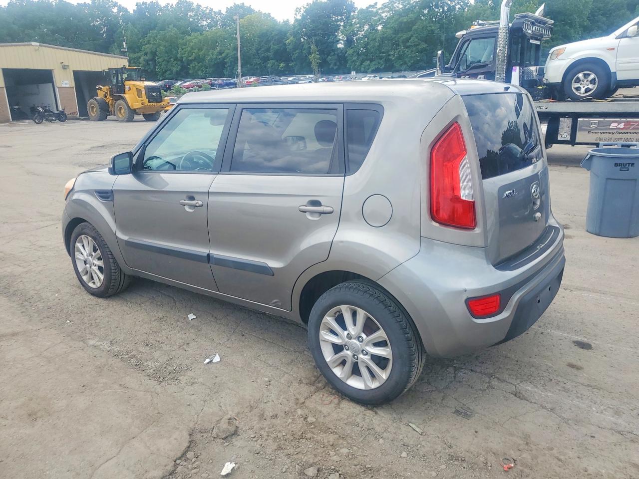 2013 Kia Soul + Gray vin: KNDJT2A64D7485993