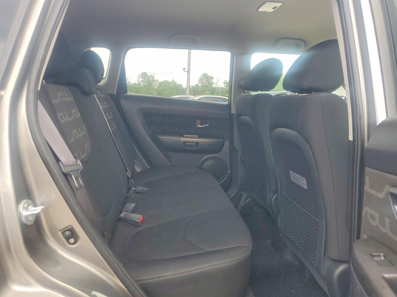 2013 Kia Soul + Gray vin: KNDJT2A64D7485993