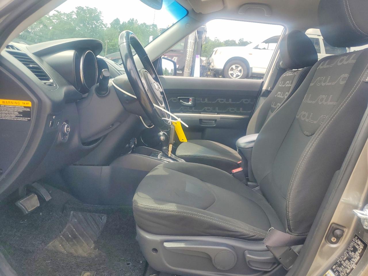 2013 Kia Soul + Gray vin: KNDJT2A64D7485993