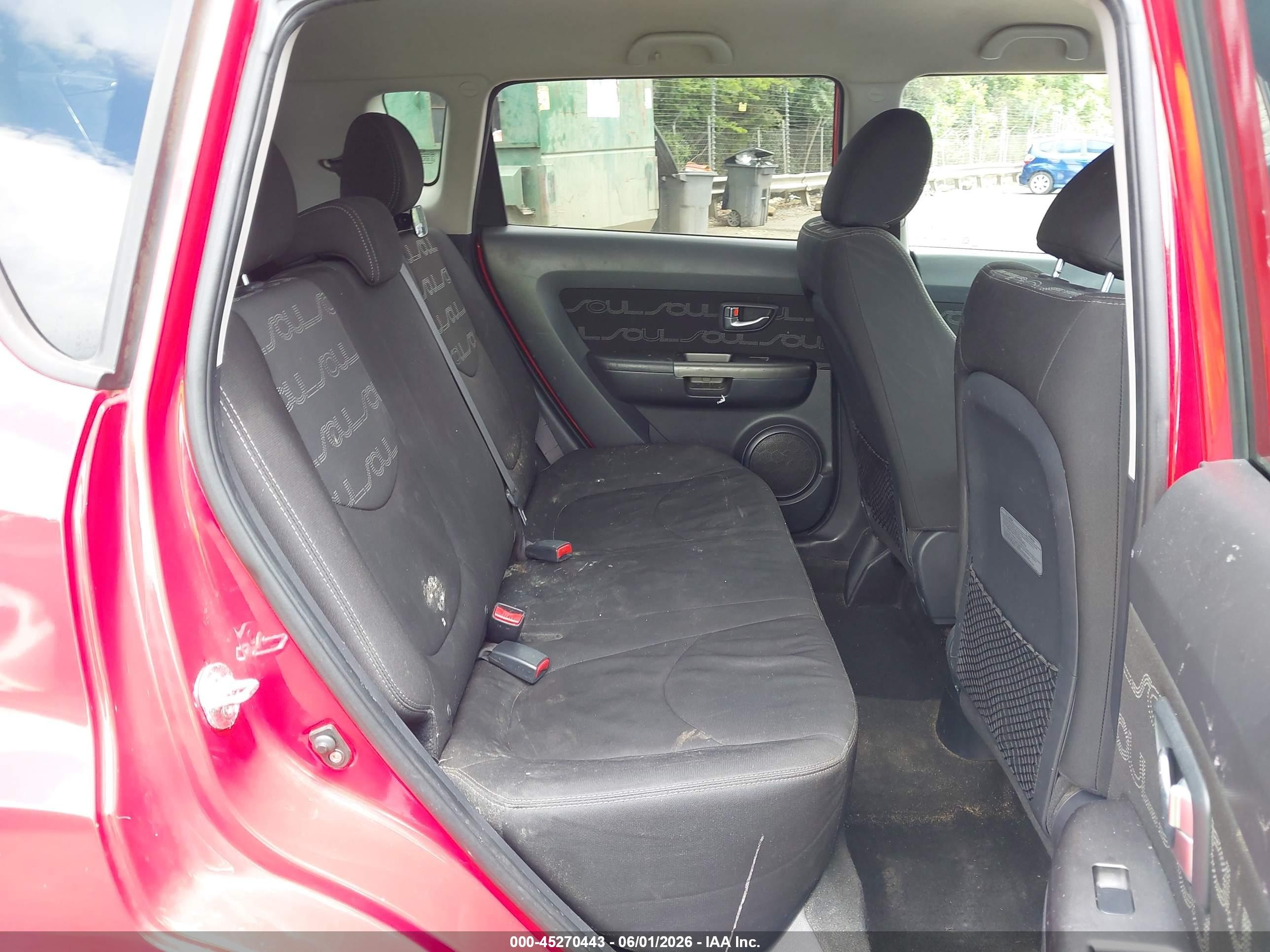 2013 Kia Soul + Red vin: KNDJT2A64D7508740