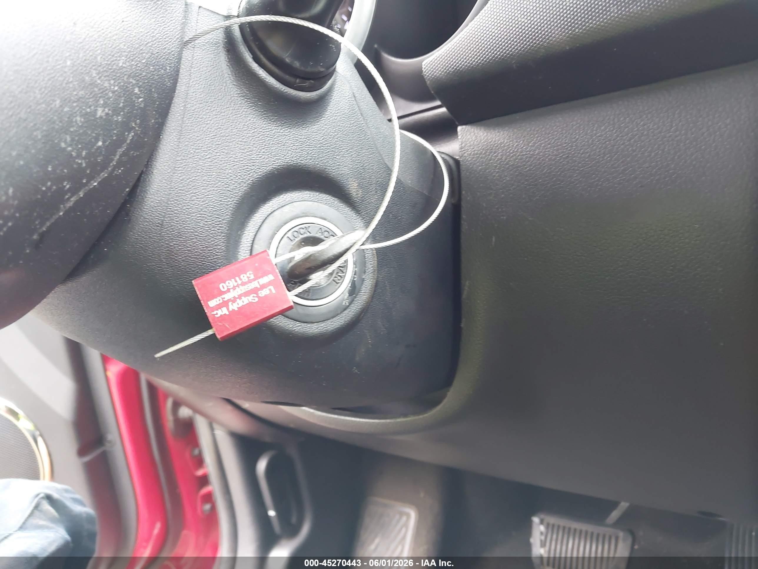 2013 Kia Soul + Red vin: KNDJT2A64D7508740