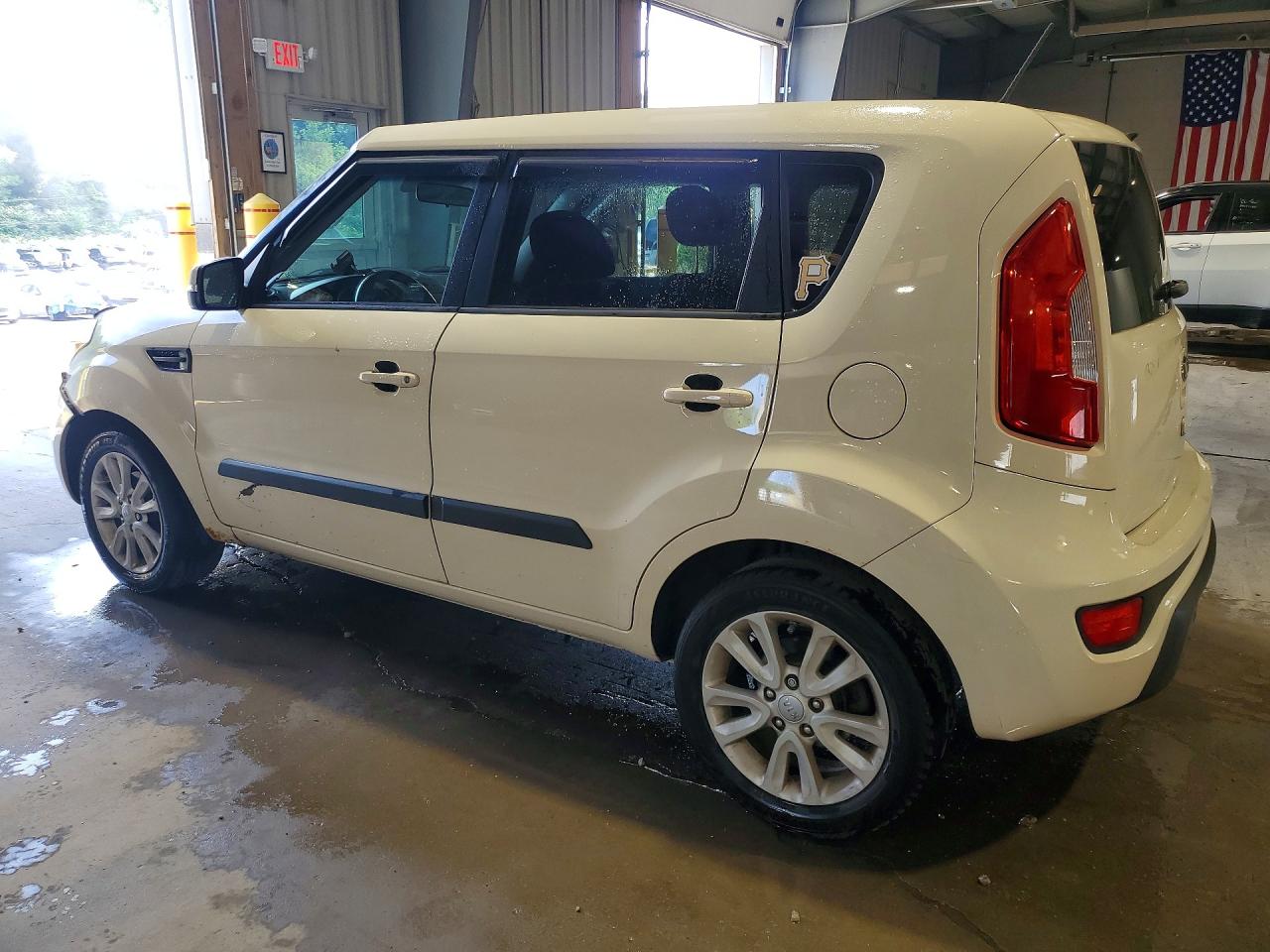 2013 Kia Soul + Белый vin: KNDJT2A64D7522380
