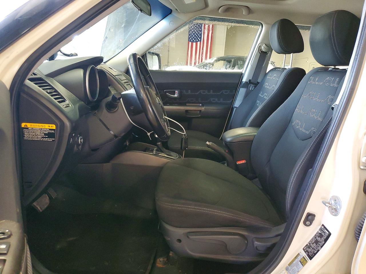 2013 Kia Soul + Белый vin: KNDJT2A64D7522380