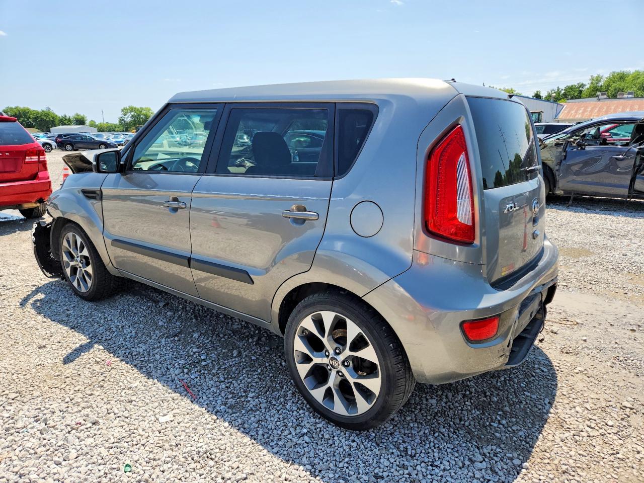 2013 Kia Soul ! Gray vin: KNDJT2A64D7630529