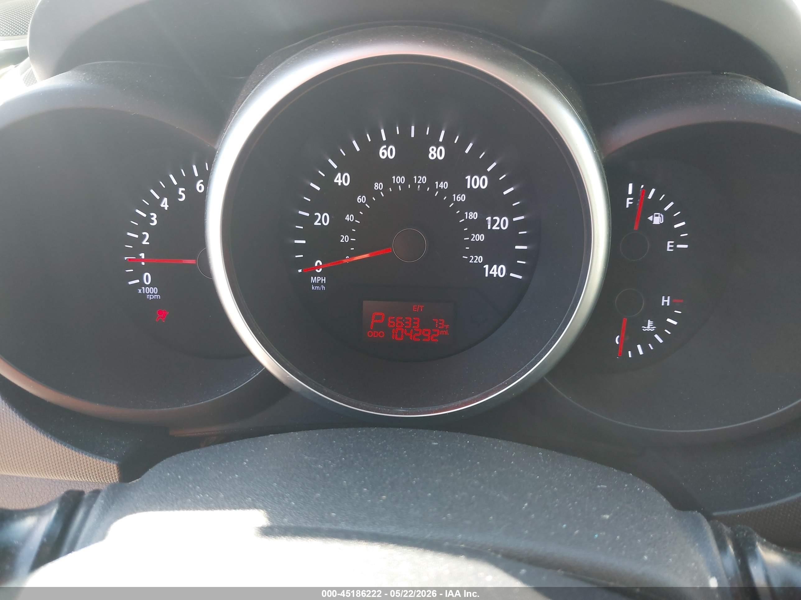 2013 Kia Soul + Silver vin: KNDJT2A64D7755045