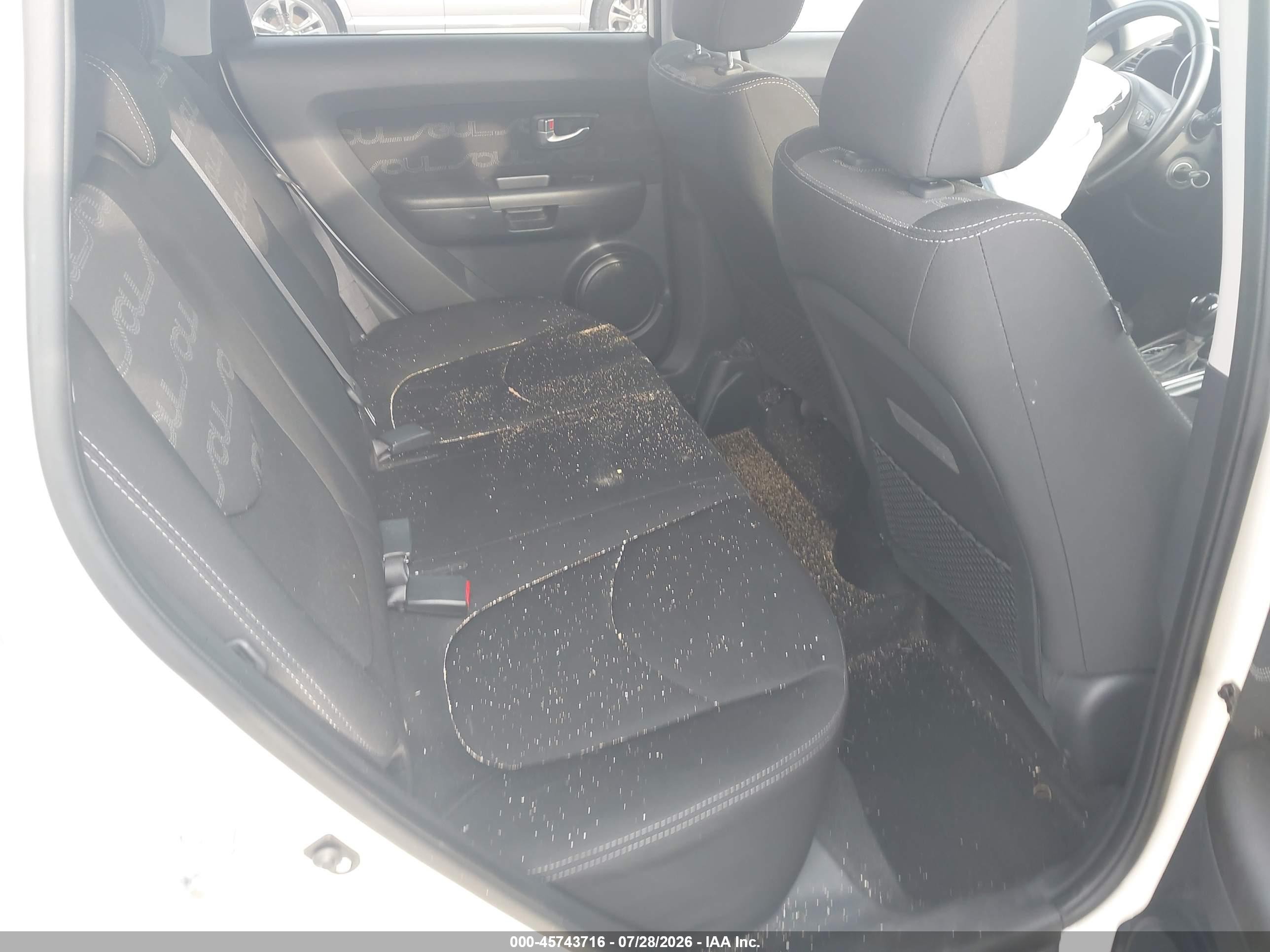 2013 Kia Soul + Tan vin: KNDJT2A64D7756342