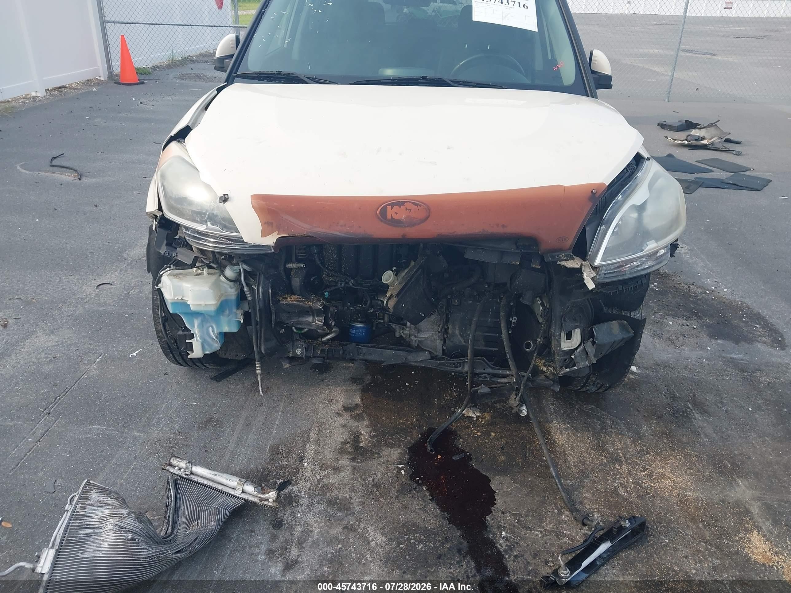 2013 Kia Soul + Tan vin: KNDJT2A64D7756342