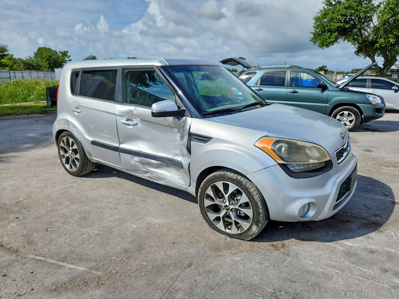 2012 Kia Soul ! Silver vin: KNDJT2A65C7369751