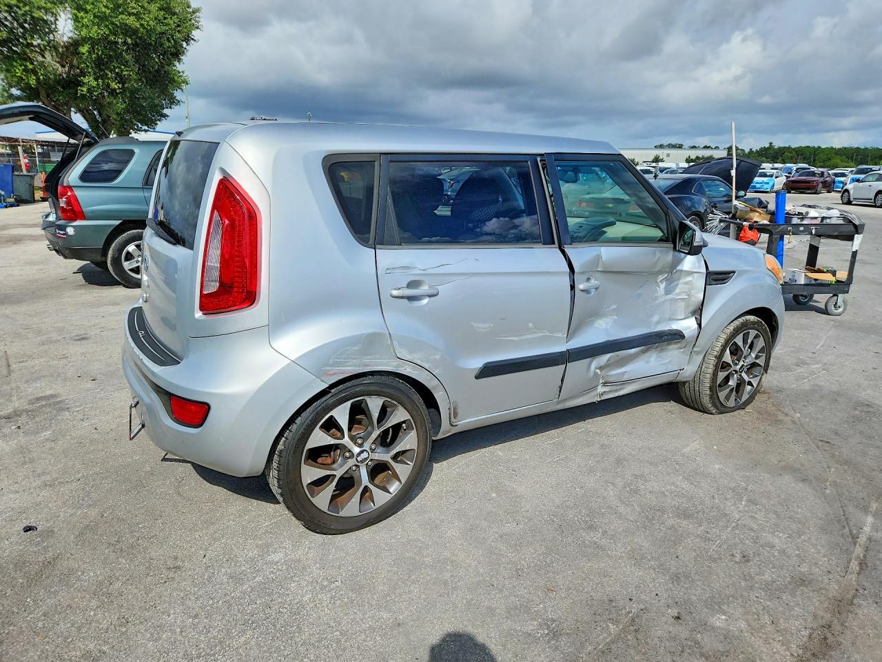 2012 Kia Soul ! Silver vin: KNDJT2A65C7369751