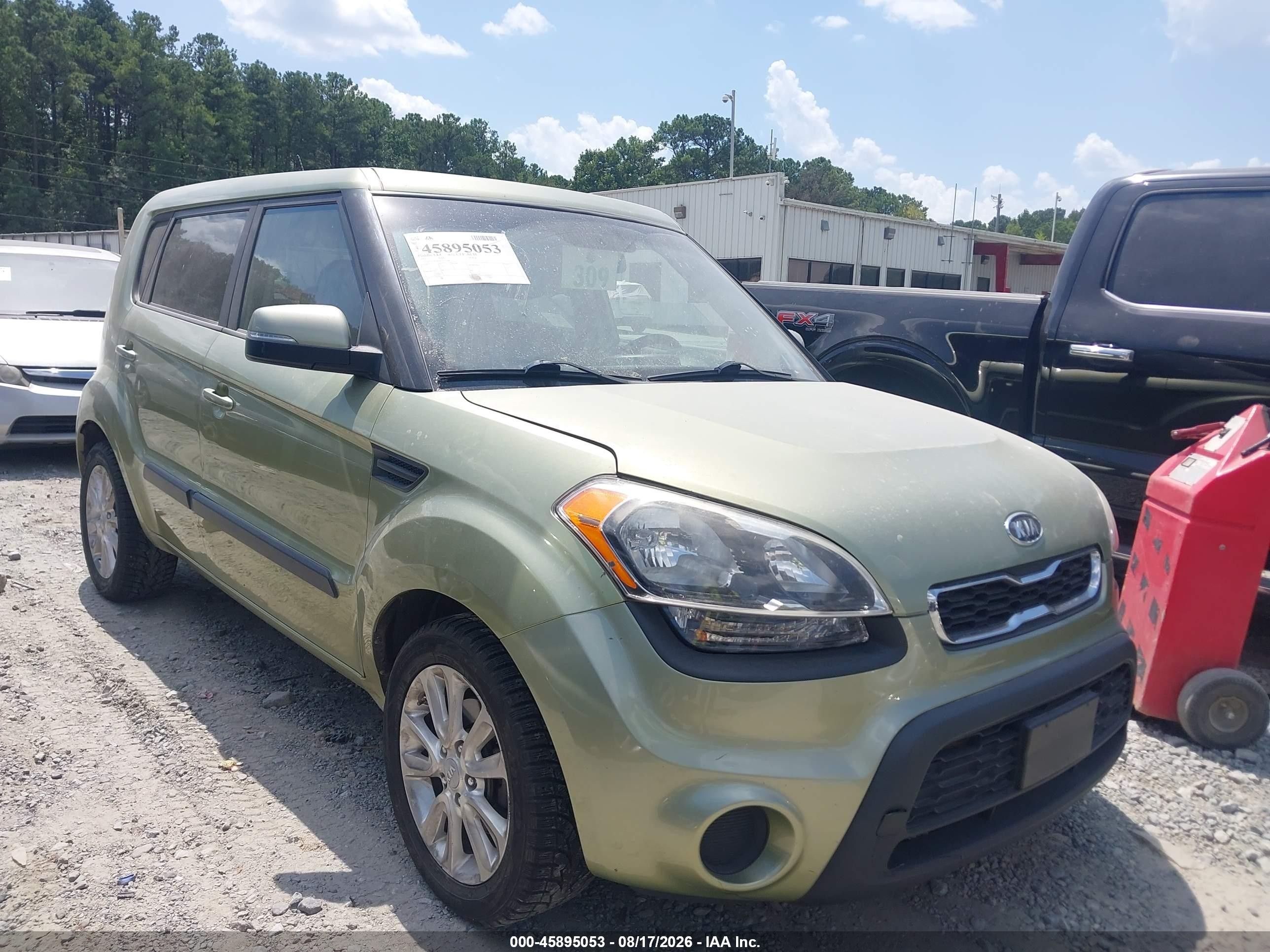 2012 Kia Soul + Green vin: KNDJT2A65C7411268