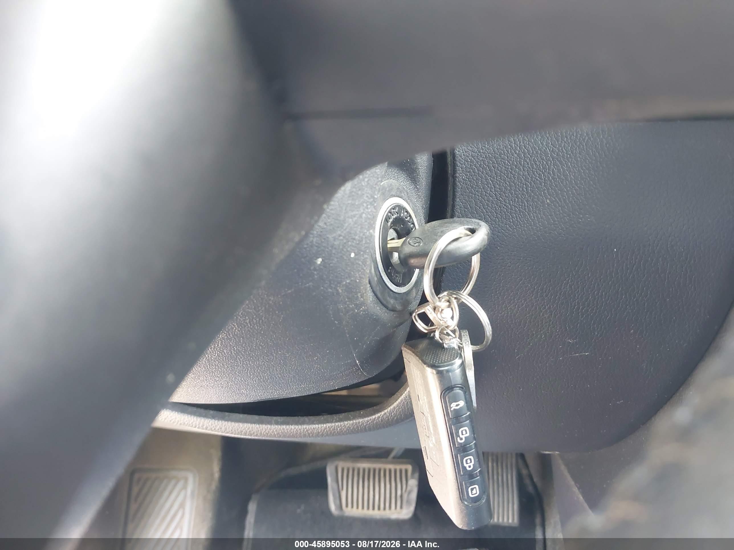 2012 Kia Soul + Green vin: KNDJT2A65C7411268