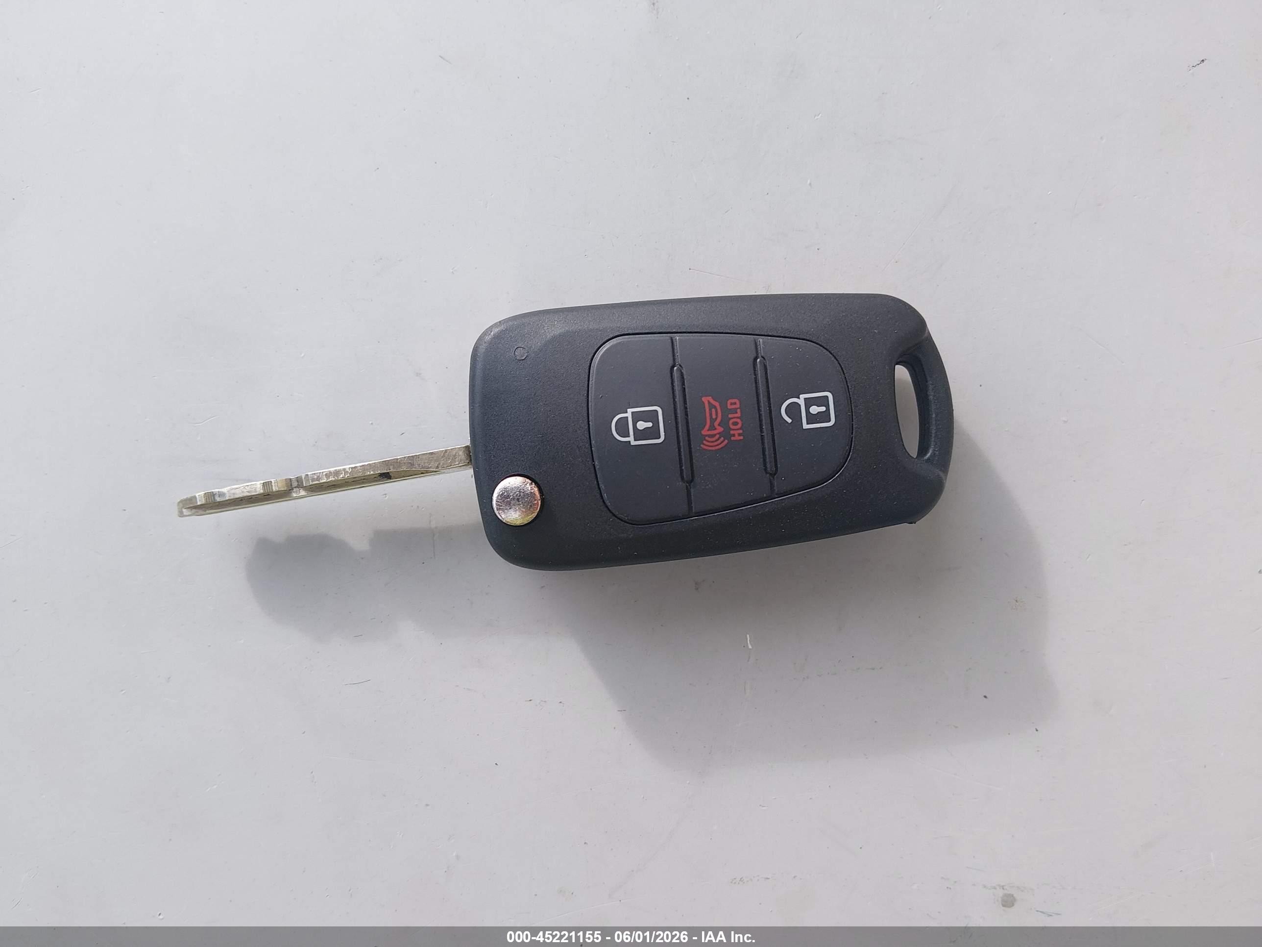 2012 Kia Soul + Silver vin: KNDJT2A65C7430810