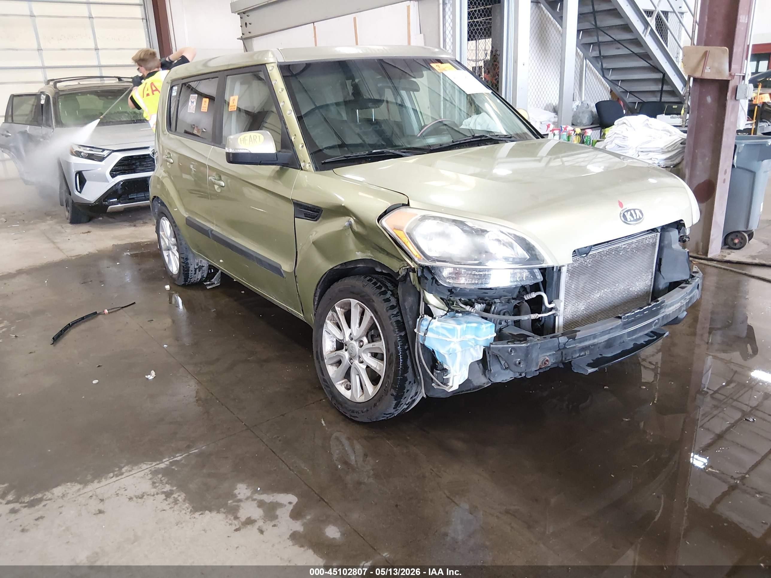 2012 Kia Soul + Green vin: KNDJT2A65C7445100