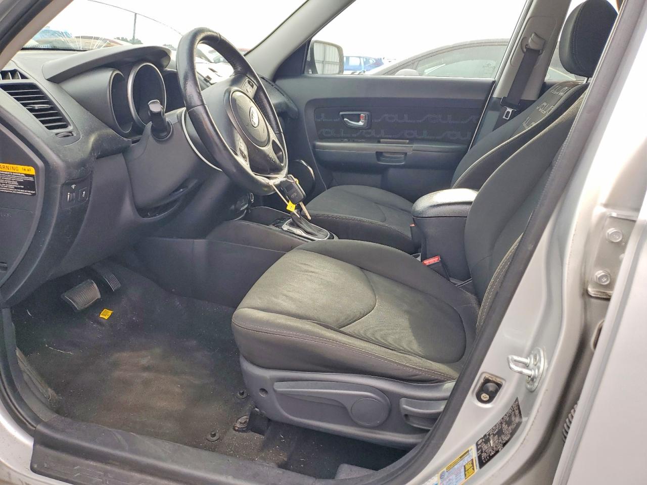 2012 Kia Soul + Silver vin: KNDJT2A65C7476931