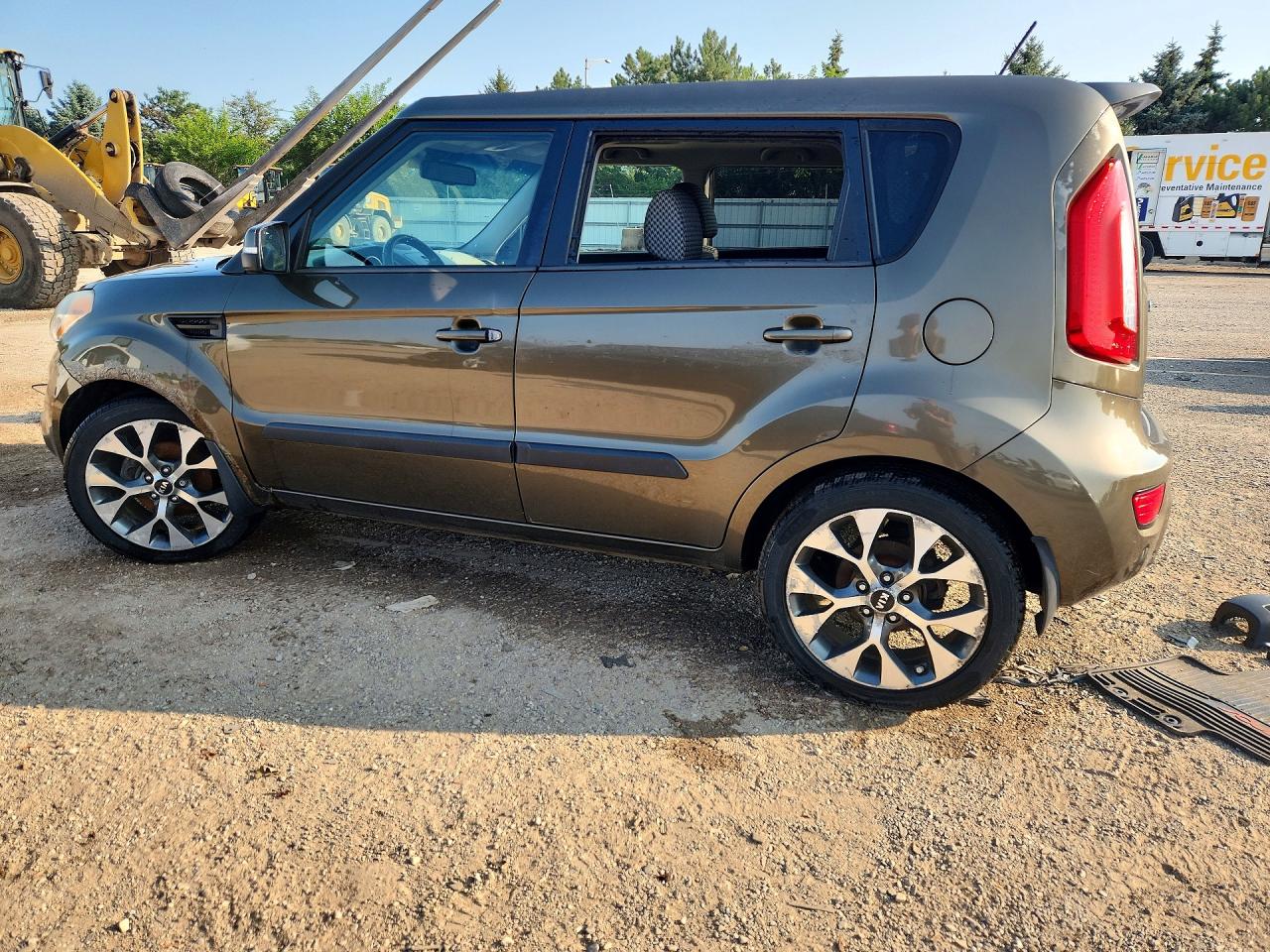 2012 Kia Soul ! Brown vin: KNDJT2A65C7479067